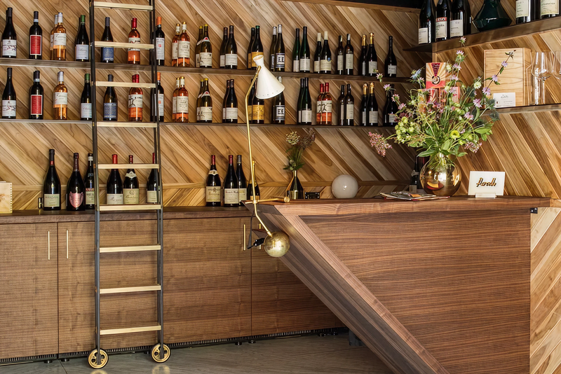 Bar photo 2